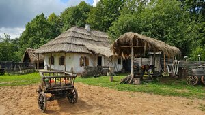 Кинодеревня (Moscow Region, Leninskiy City District, Gorki Leninskie Museum-reserve), landmark, attraction