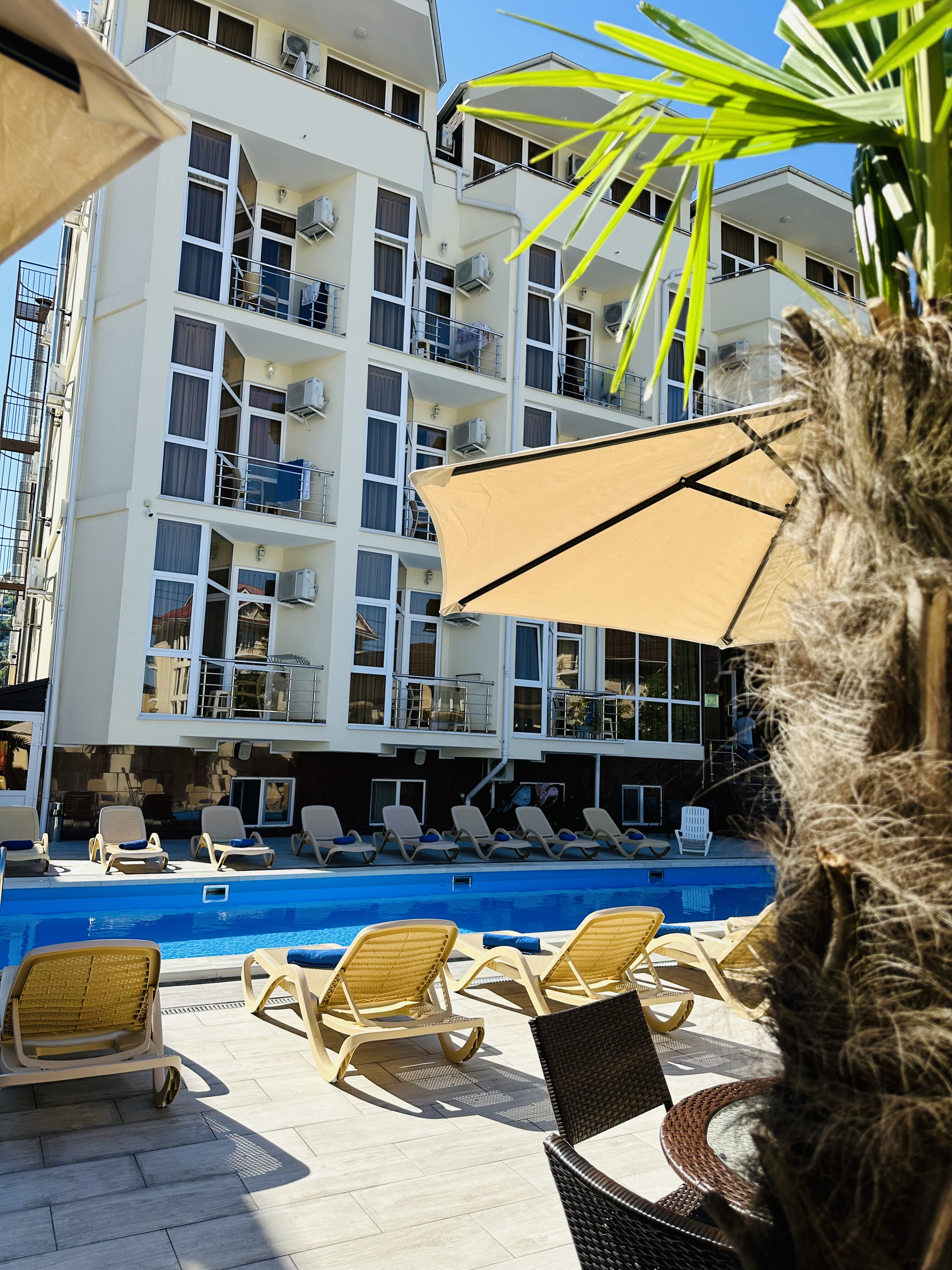 Фото Лазурное окно