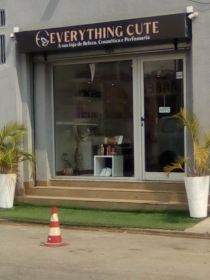 Shoe store Boutique, Loanda, photo