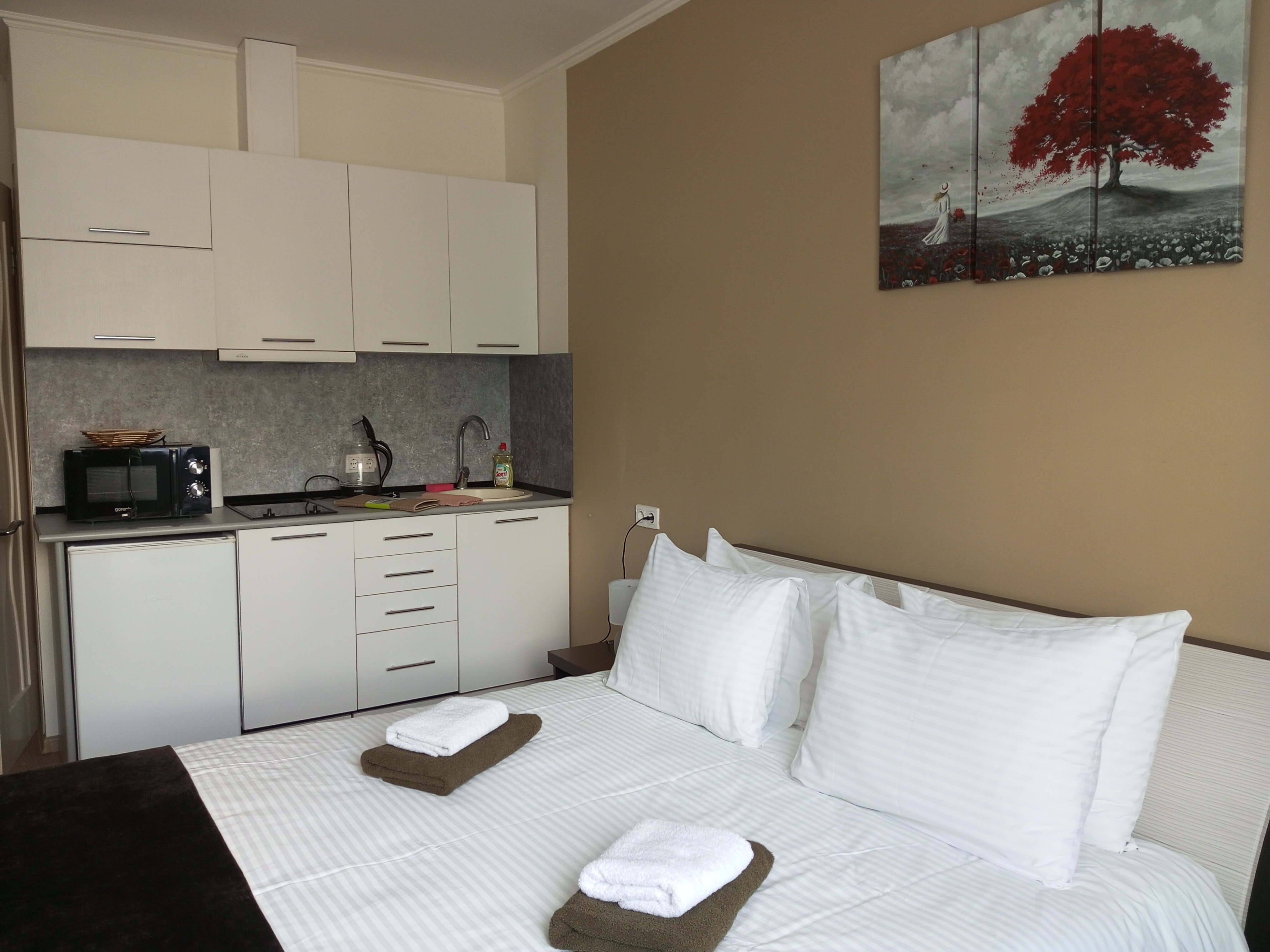 Фото отеля 2