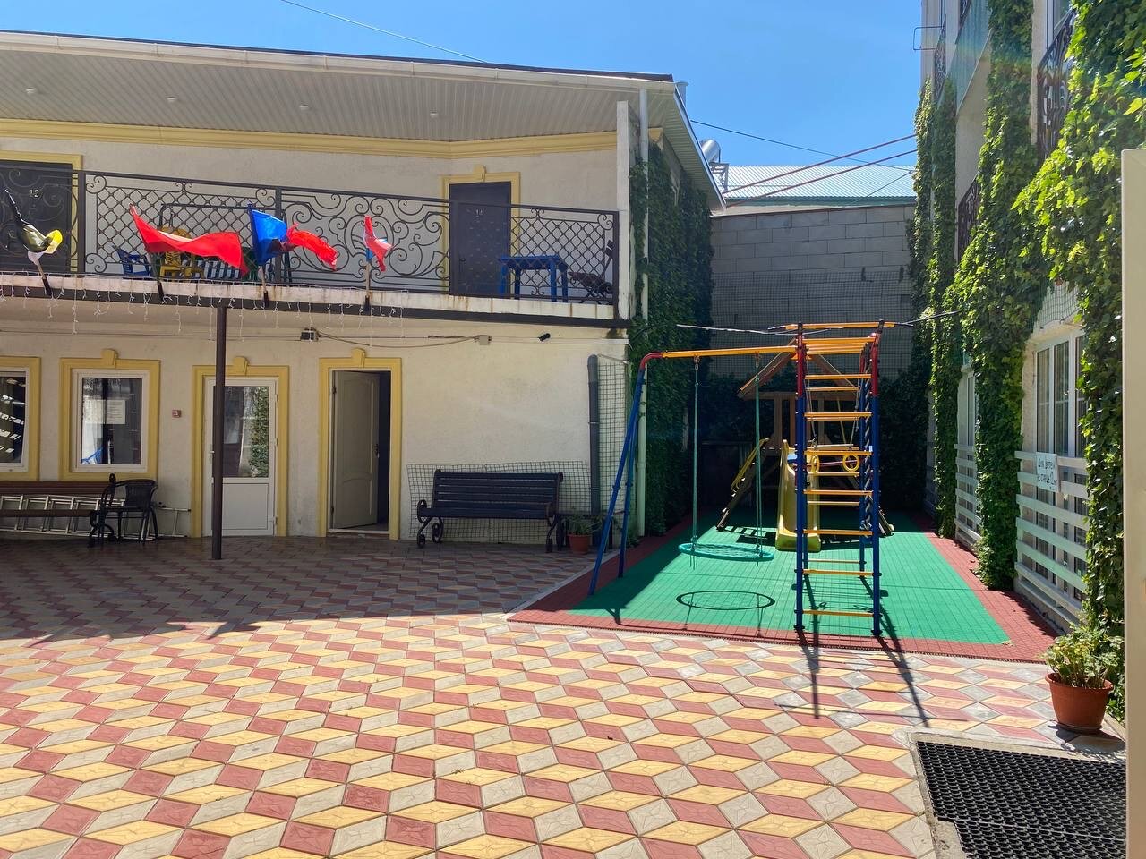 Фото Капитан Флинт