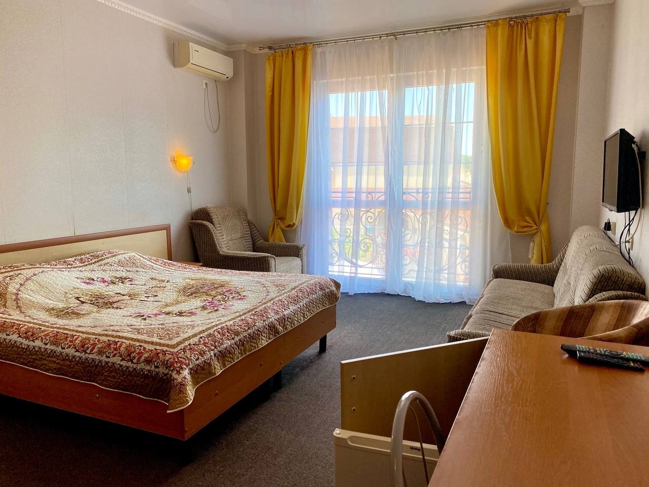 Фото Капитан Флинт