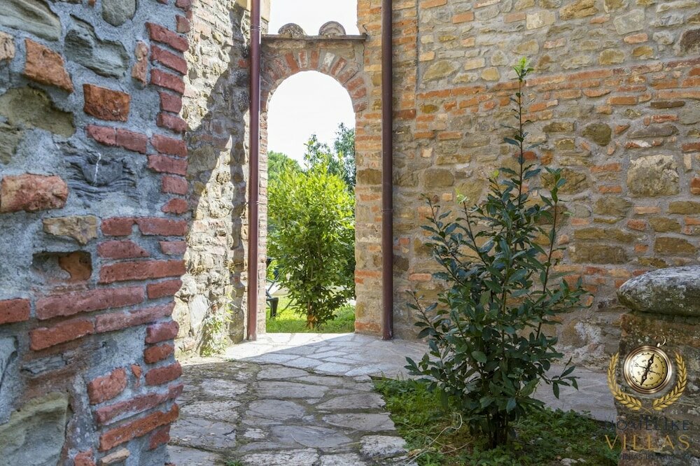 Фото Villa Petrarvella