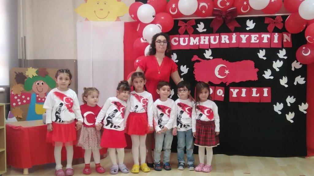 Lyceum Yasar Egitim ve Kultur Vakfi Anadolu Lisesi, Cesme, photo