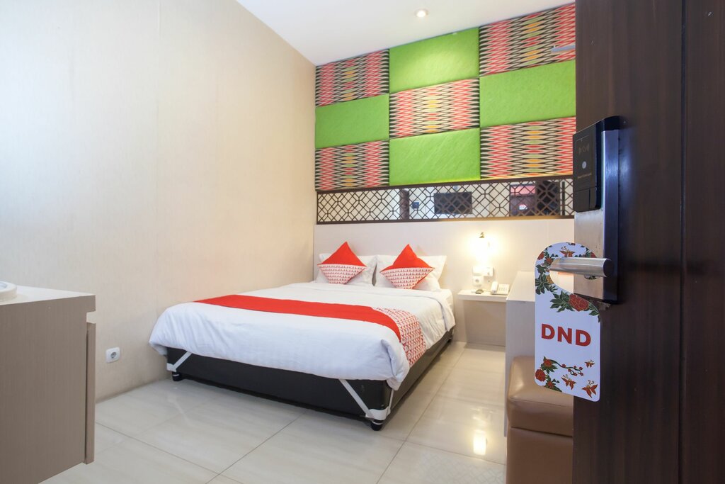 Hotel Oyo 185 Roriz House, Palembang, photo