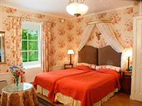 Фото Hotell Torpa Pensionat