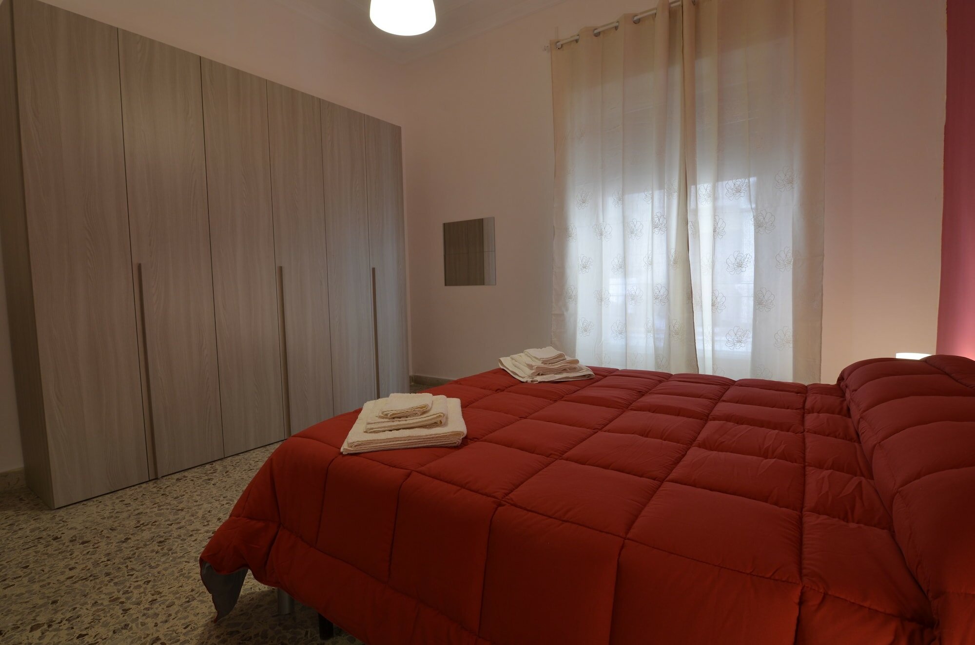 Фото Efesto Bed & Breakfast