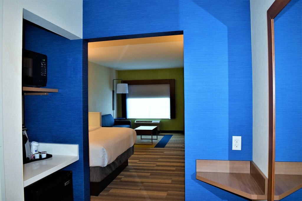 Фото Holiday Inn Express & Suites Ithaca, an Ihg Hotel