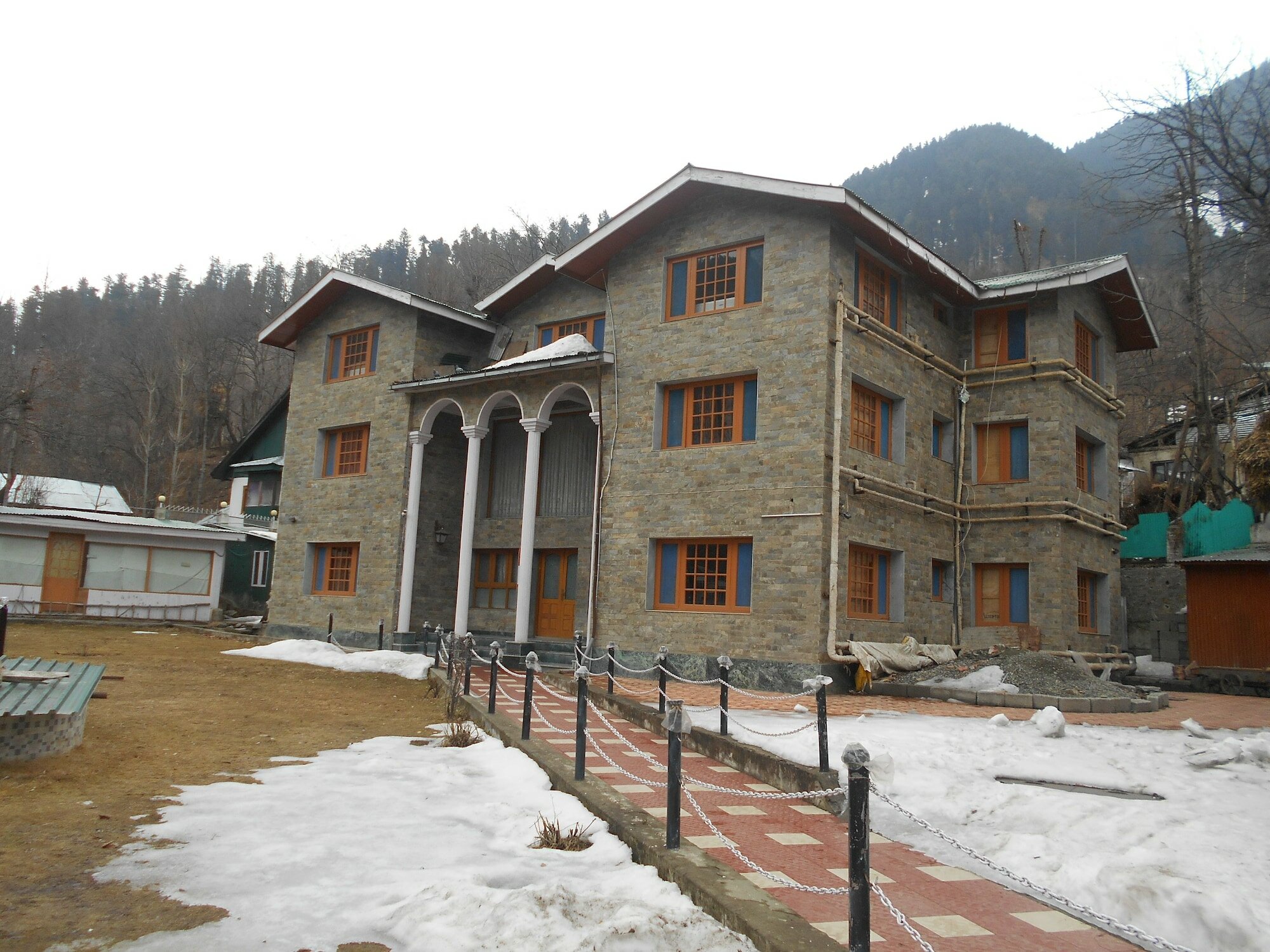 Фото Hotel Abshar