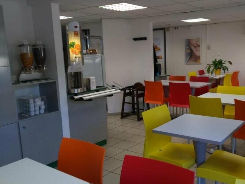 Фото Premiere Classe La Rochelle Sud Angoulins