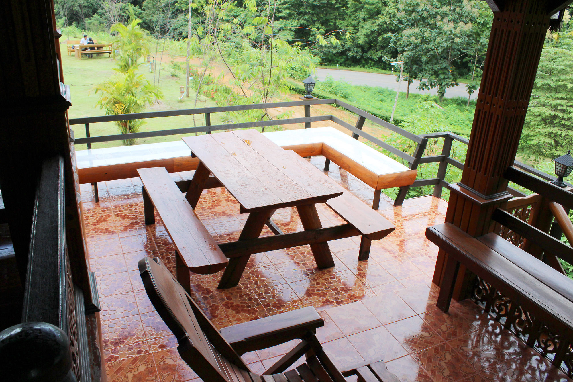 Фото Banphu Montalang Resort