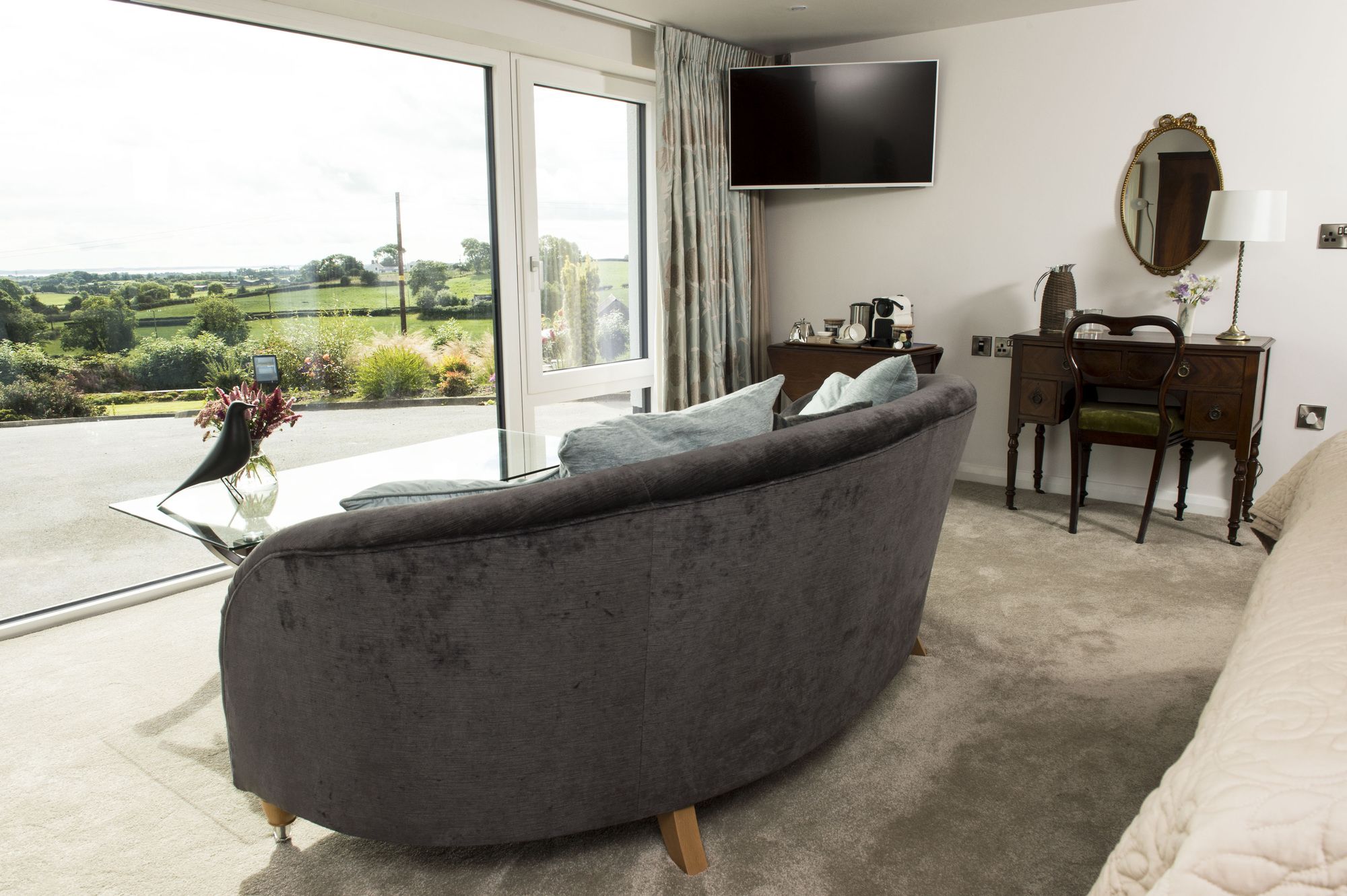 Фото Peartree Hill