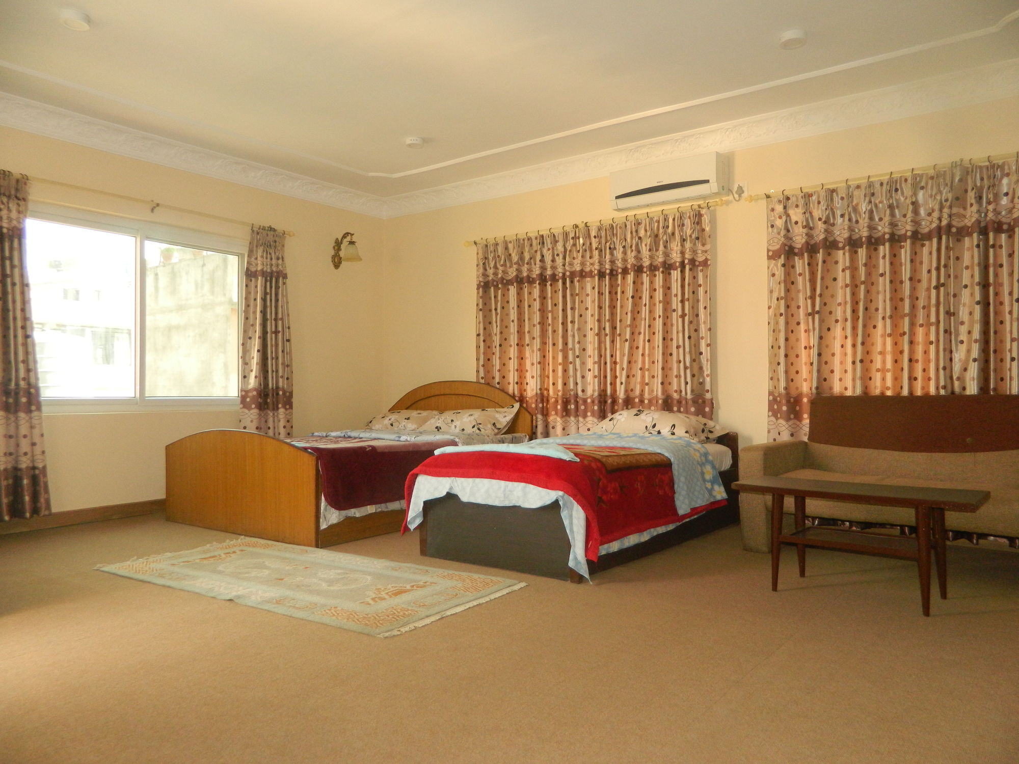 Фото Om Tara Guest House