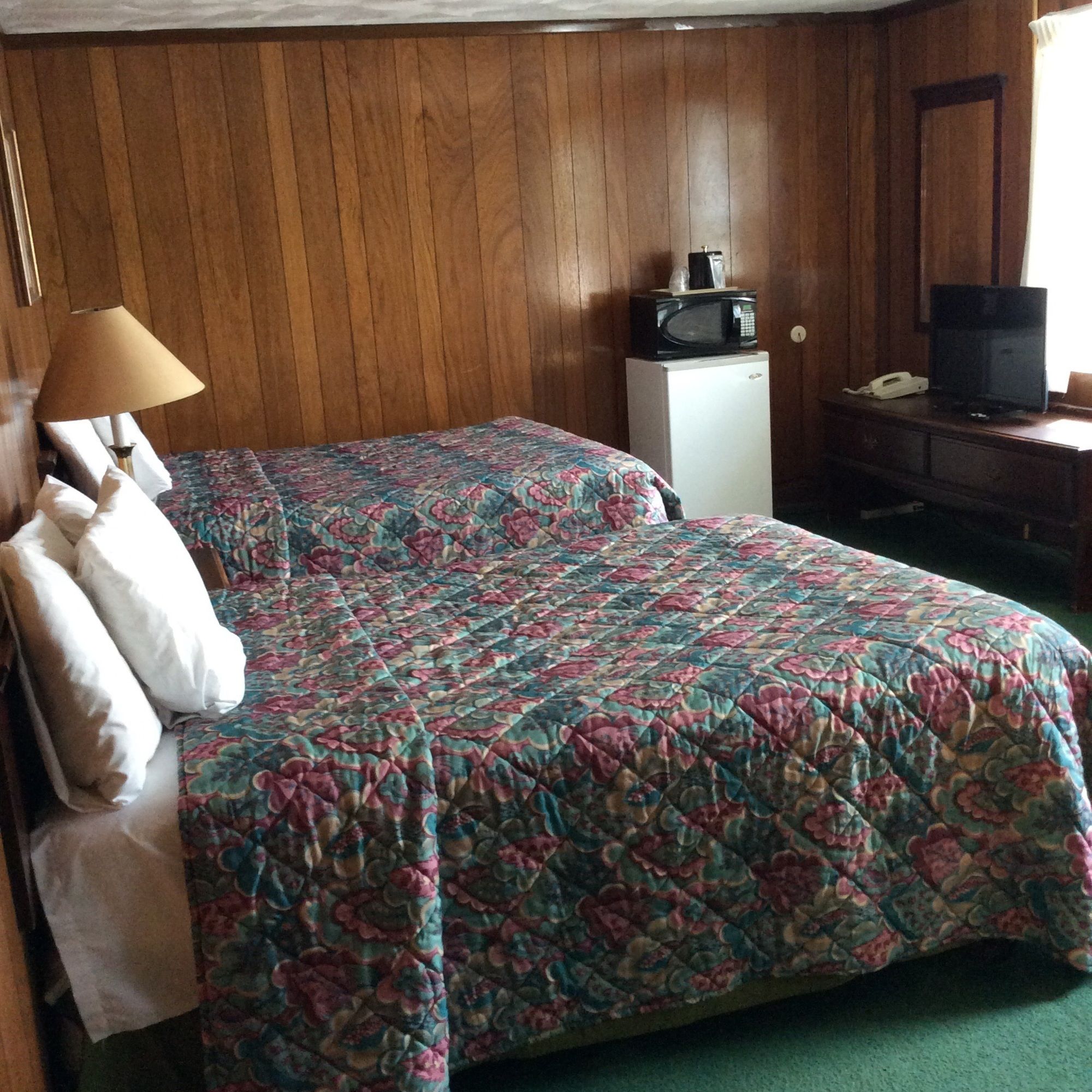 Фото Wickford Motor Inn