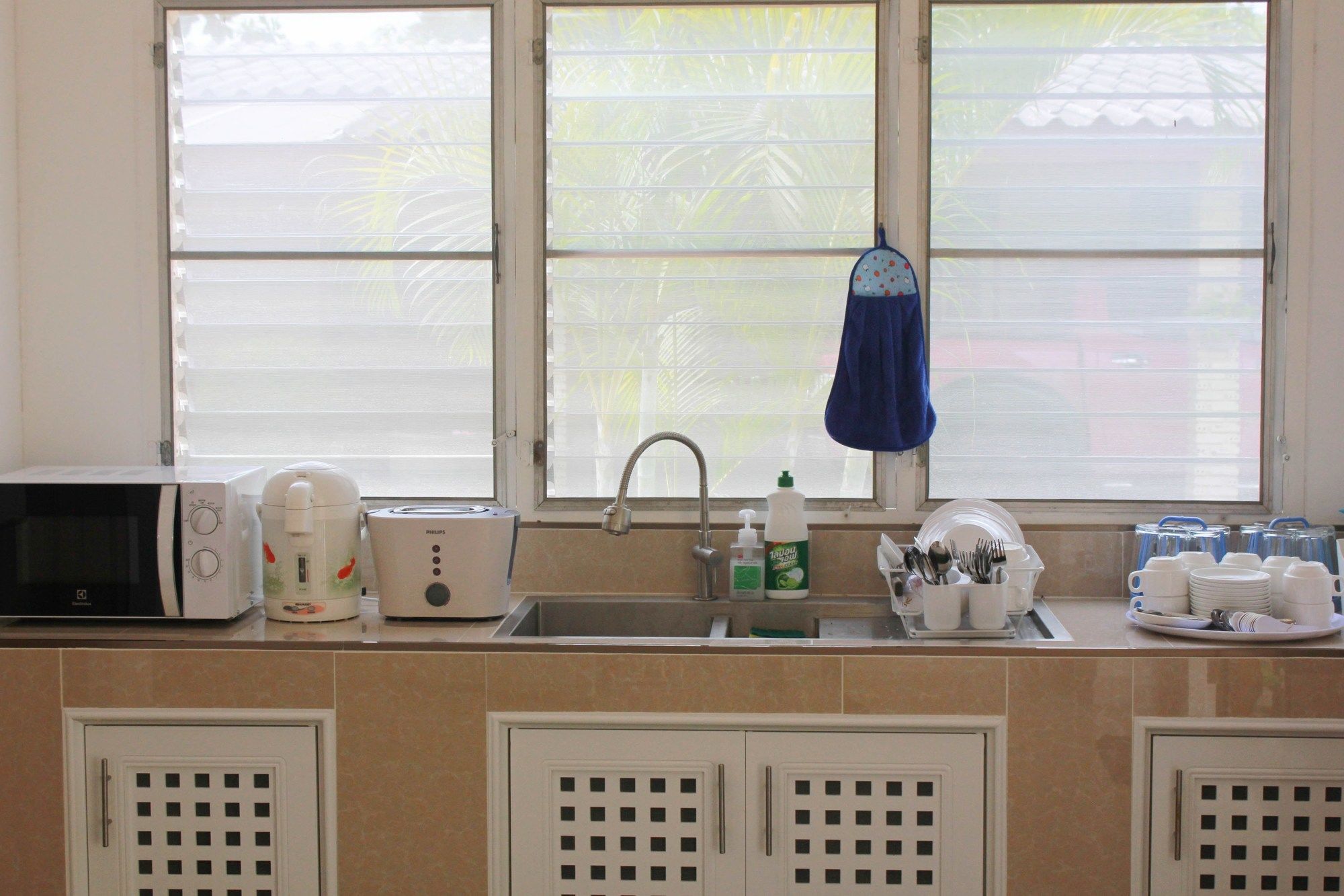 Фото Home @ Hostel Kanchanaburi