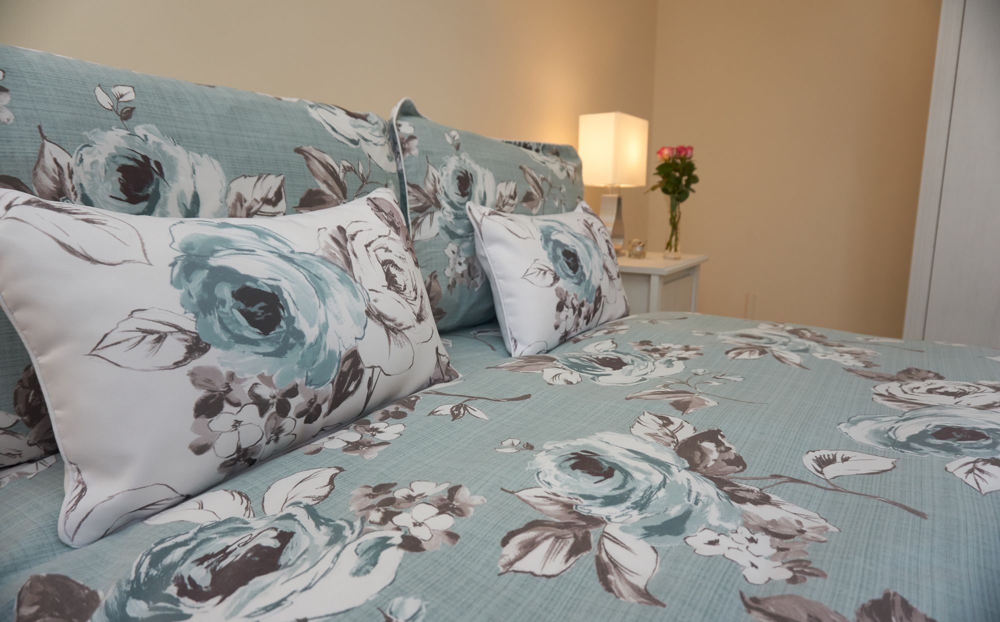 Фото Stay In Cardiff Cathay's Terrace Apartment