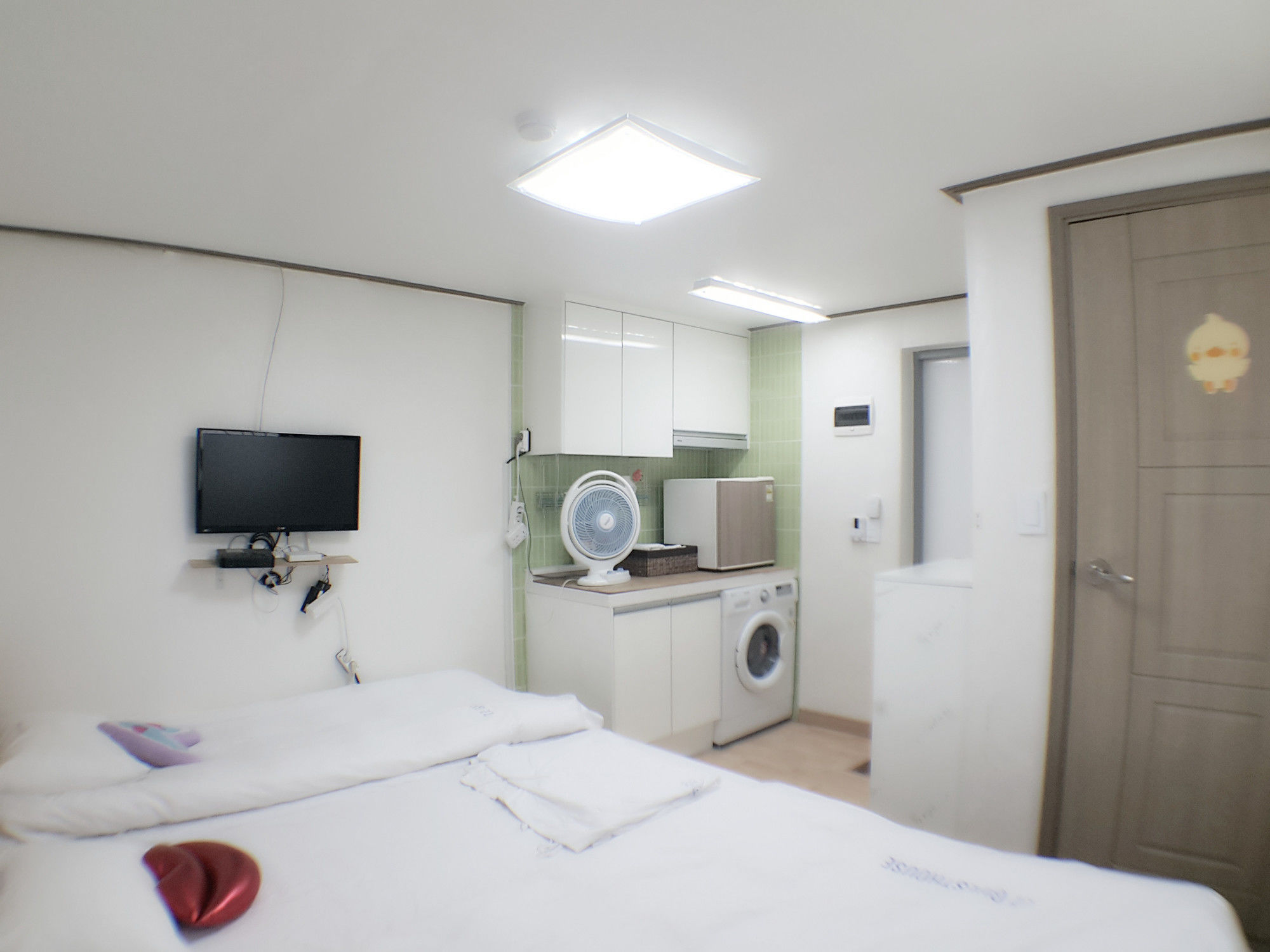 Фото Guest House Myeongdong