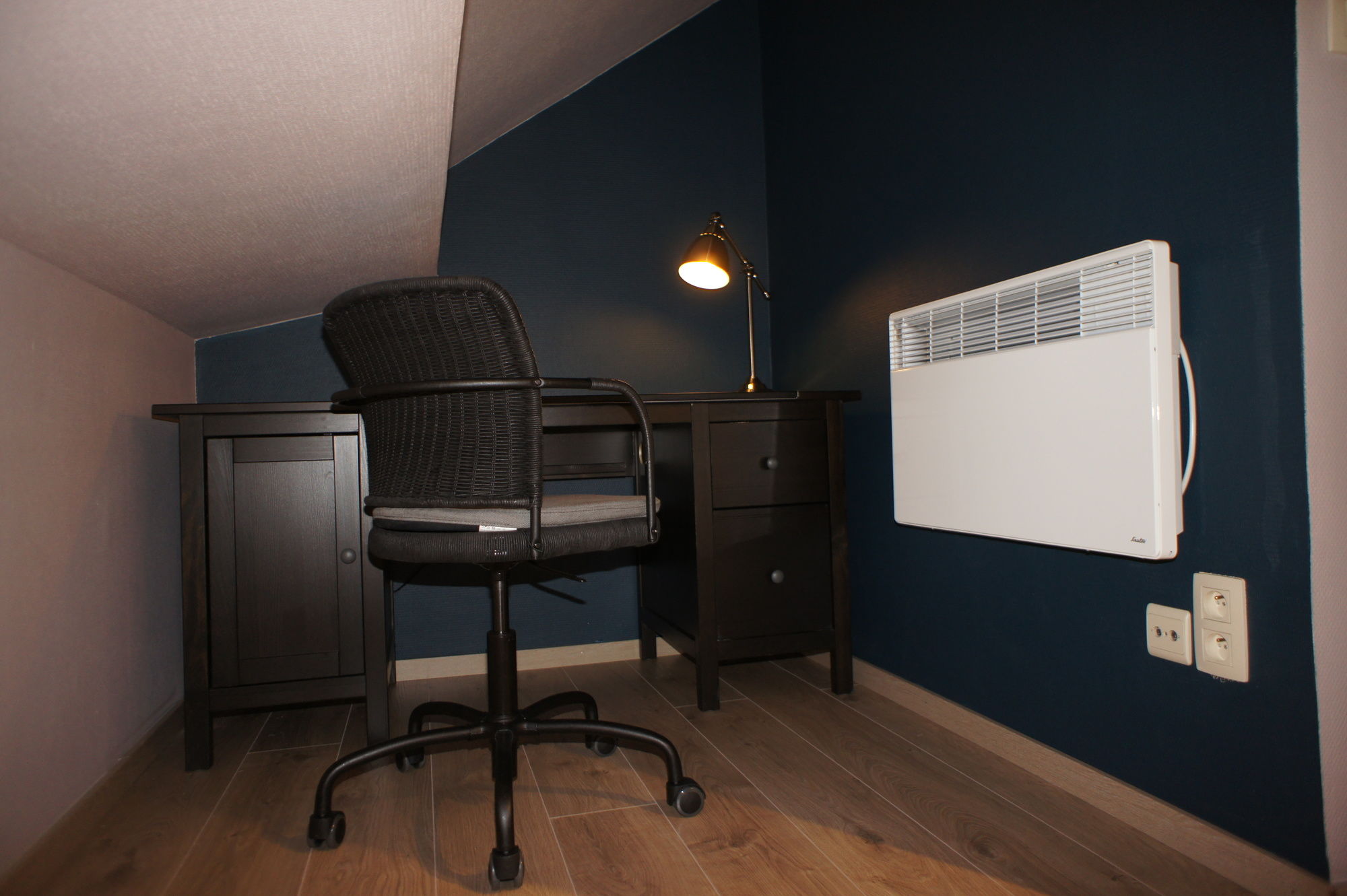 Фото J and R Brussels City Apartment