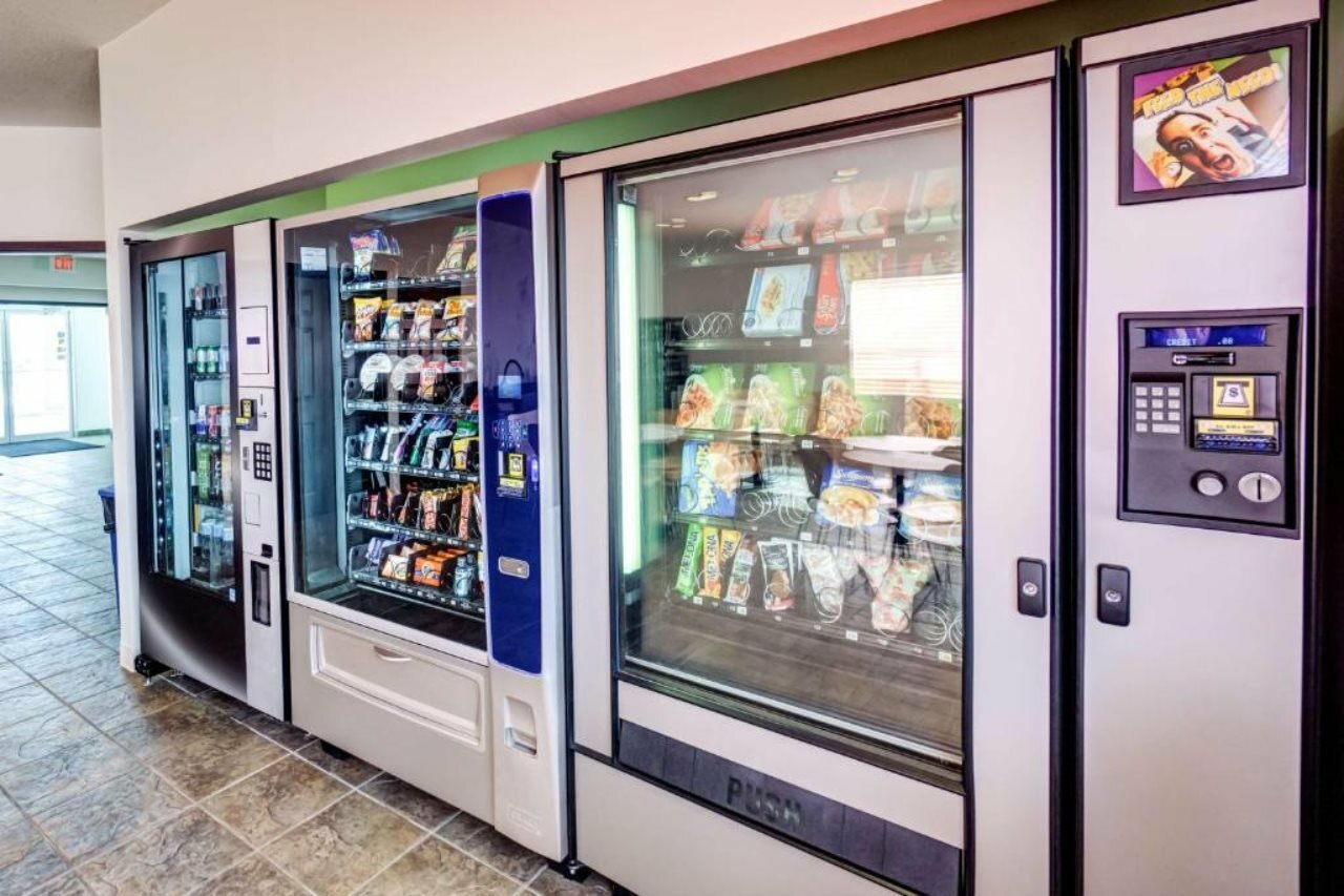 Фото Motel 6 Innisfail Ab