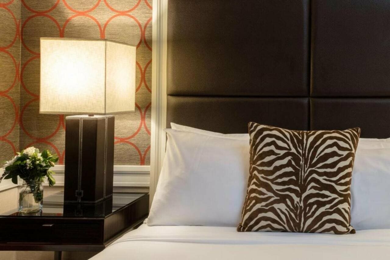 Фото The Empire Hotel