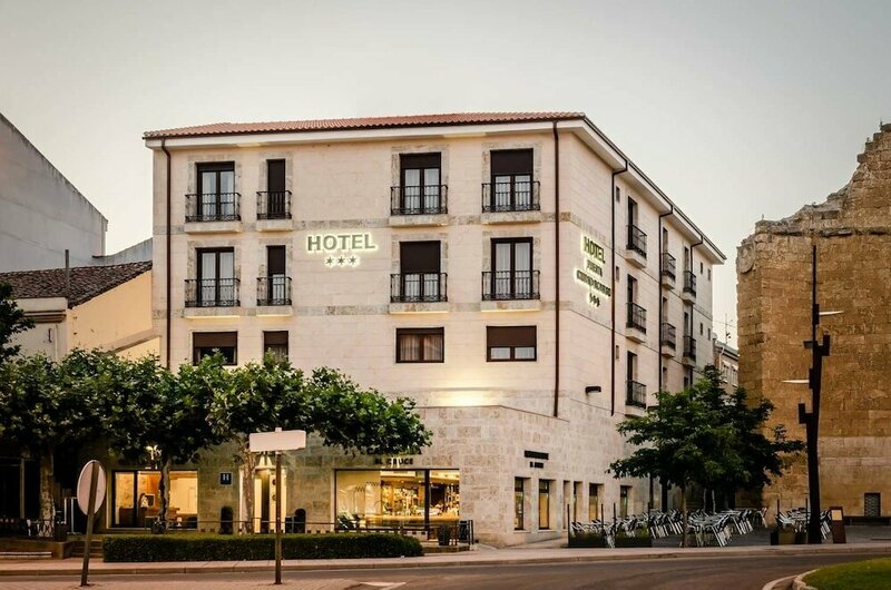 Гостиница Hotel Puerta Ciudad Rodrigo