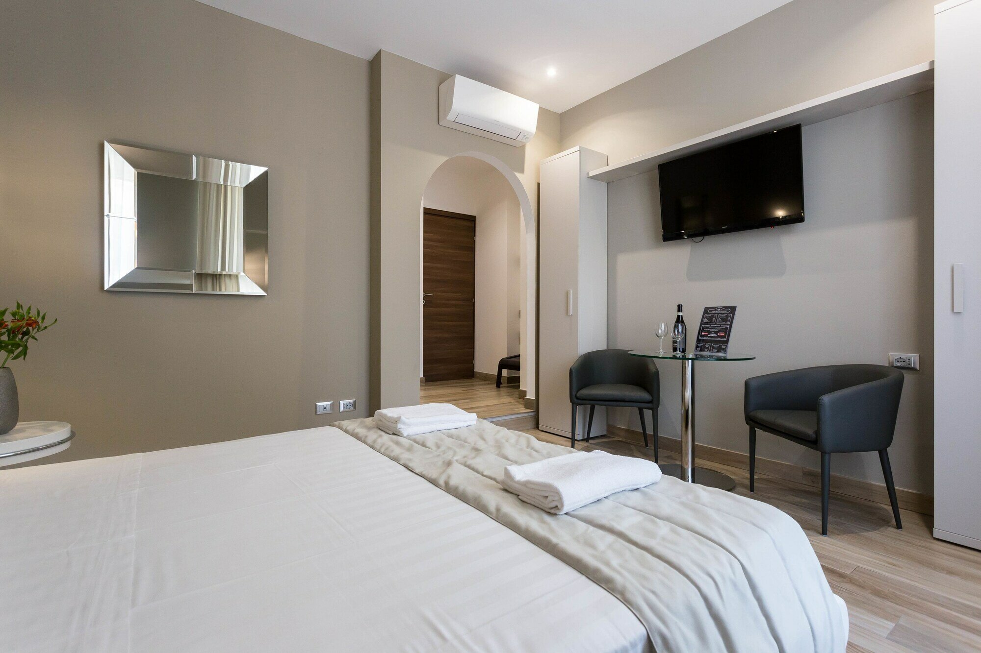 Фото ApartHotel Durini