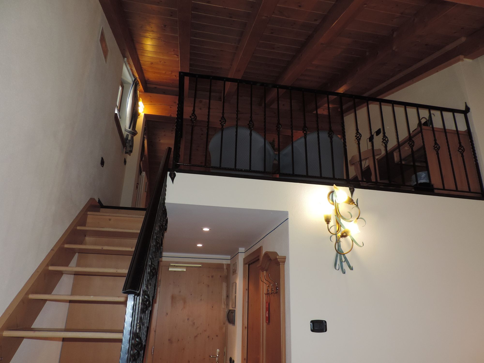 Фото Hotel Flora