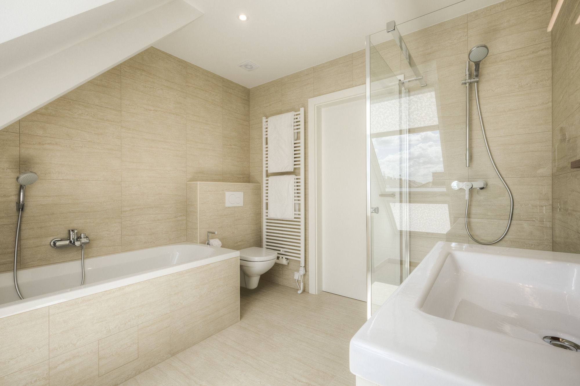 Фото Vienna Grand Apartments City