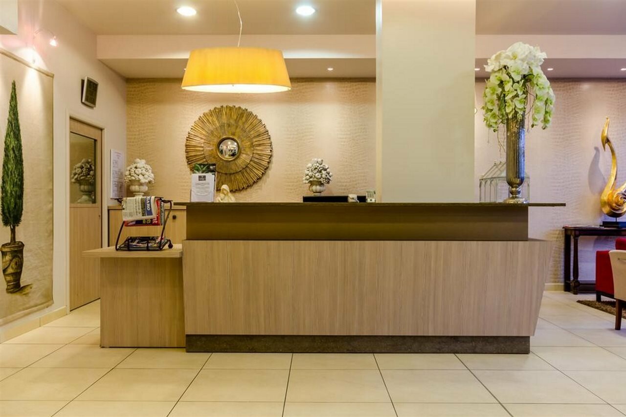 Фото Hotel Miramont