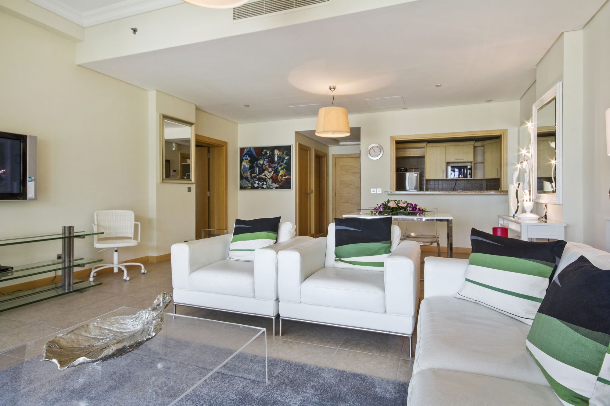 Фото Bespoke Residences - Shoreline Al Nabat