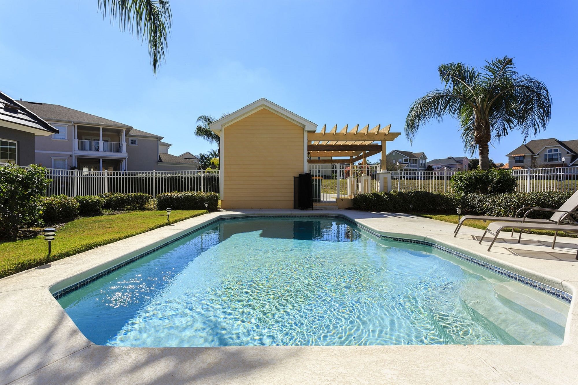 Фото Reunion Resort by Intteli Fun Rentals