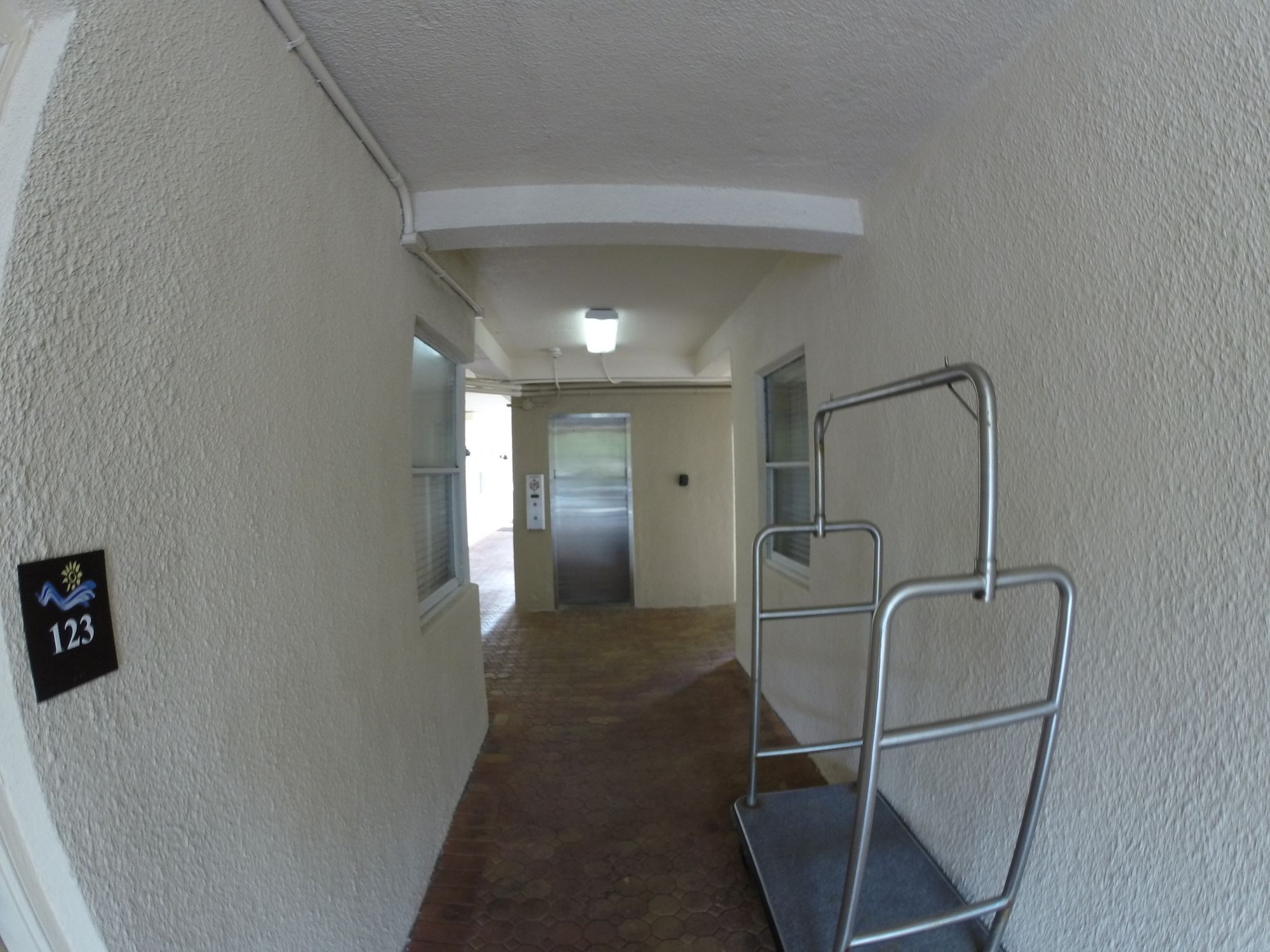 Фото Silver Seas Beach Resort