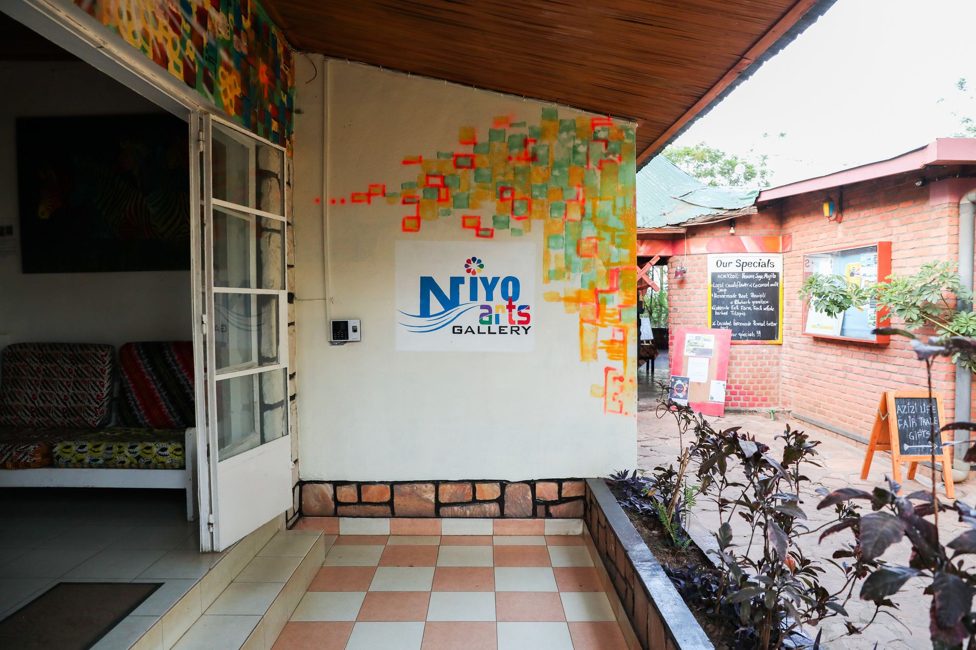 Фото отеля 2