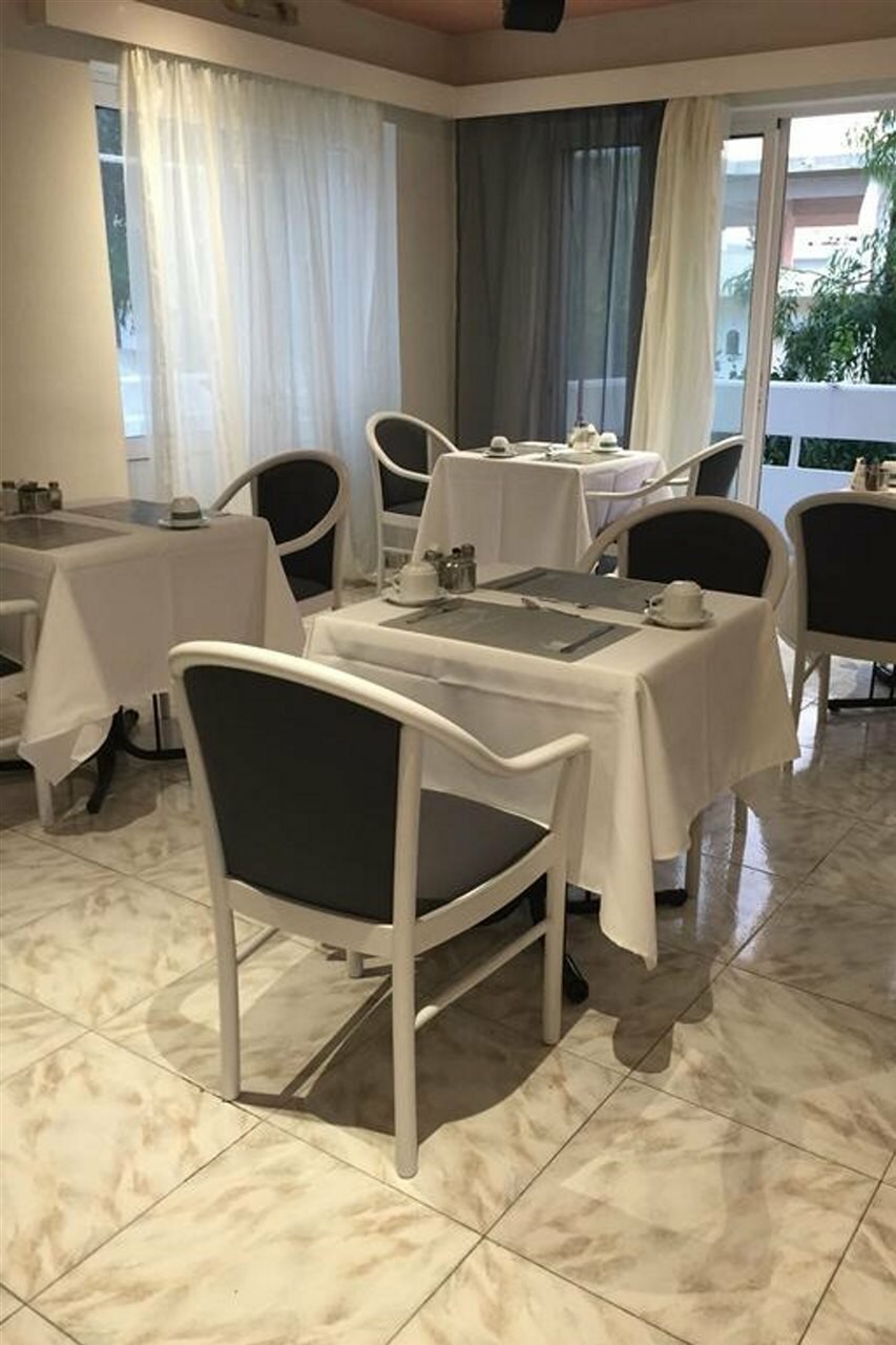 Фото Alkyonides Hotel