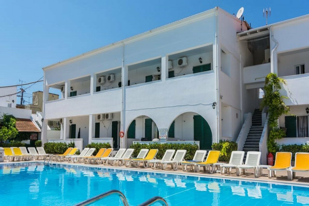 Фото Chandris Apartments