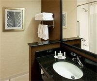 Фото Fairfield Inn & Suites by Marriott Milwaukee Downtown