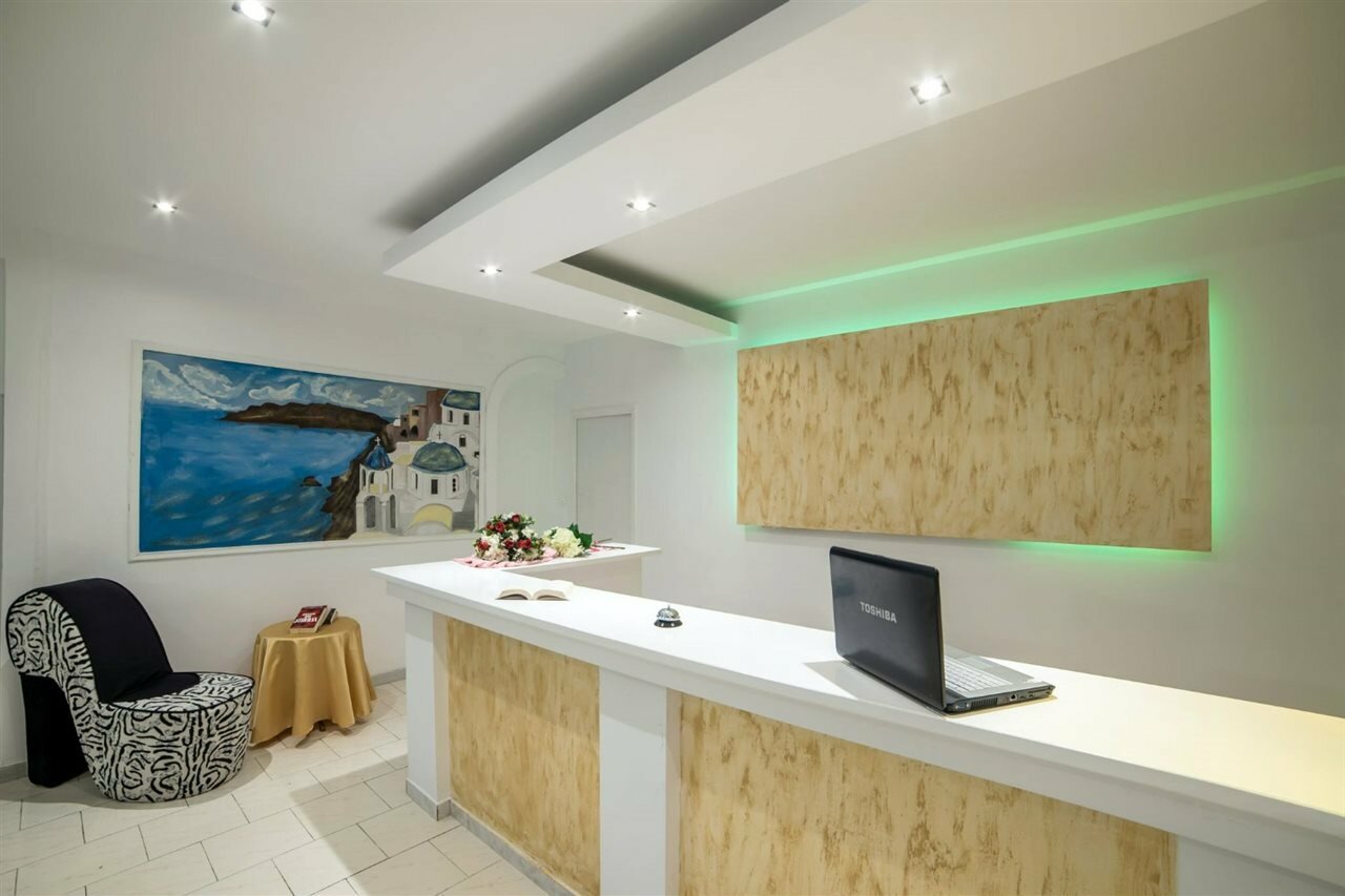 Фото Pantheon Hotel