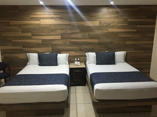 Гостиница Hotel Santiago de Compostela в Гвадалахаре