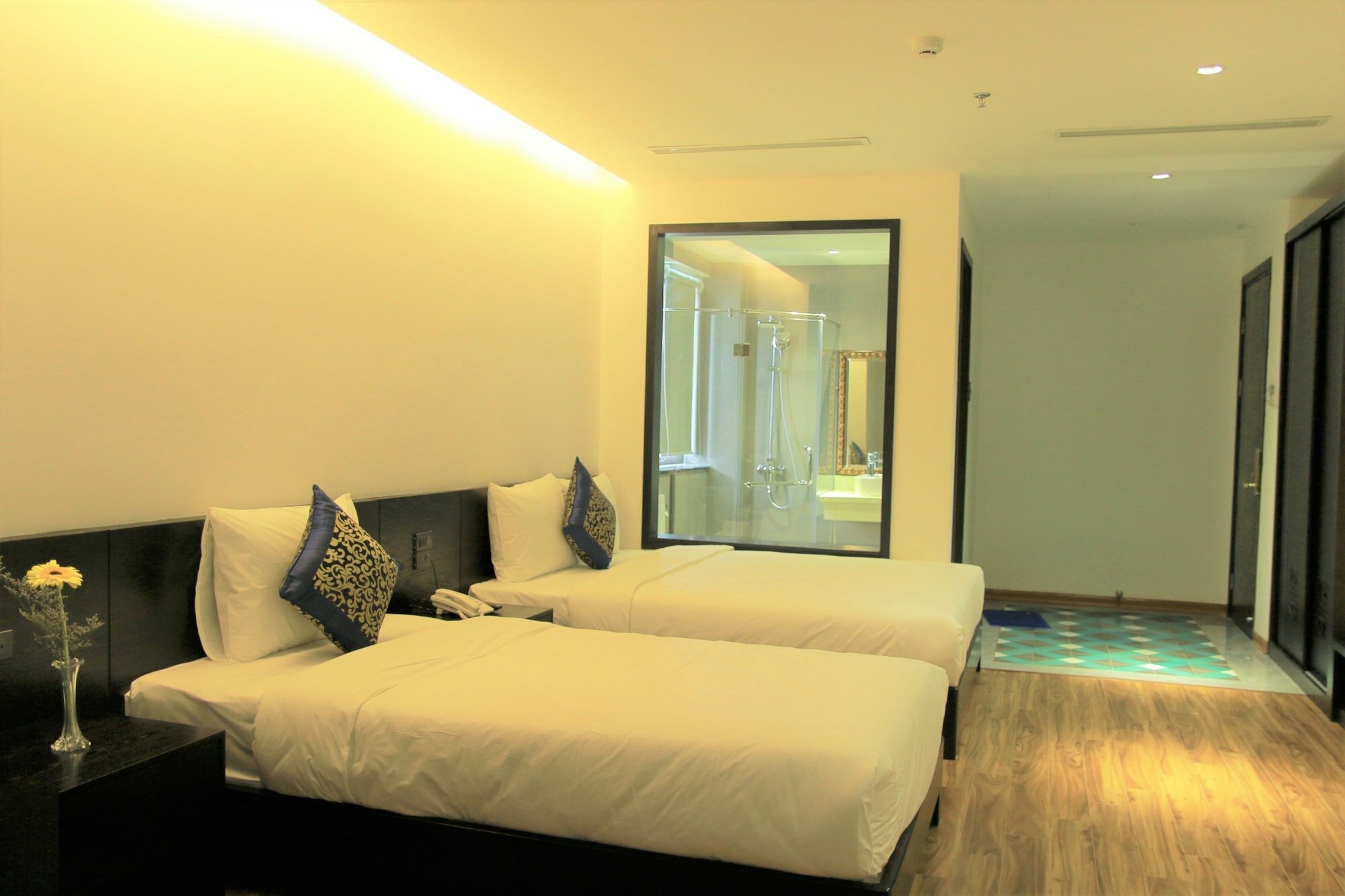 Фото Nostalgia Ds Hotel