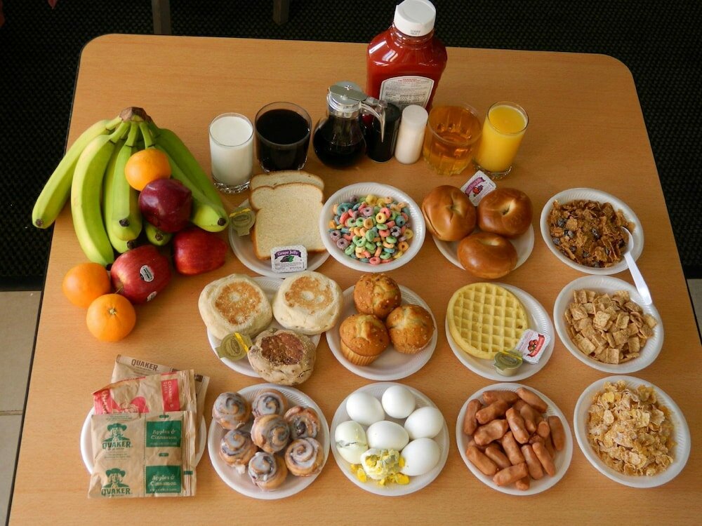 Фото California Inn