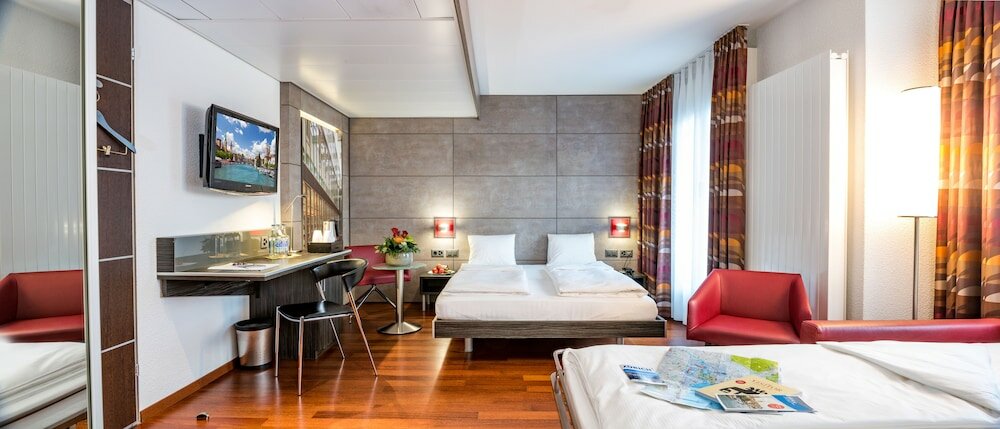 Фото Hotel Sternen Oerlikon