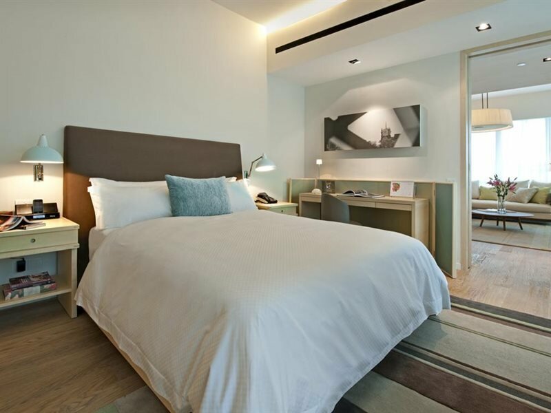 Фото Lanson Place Bukit Ceylon