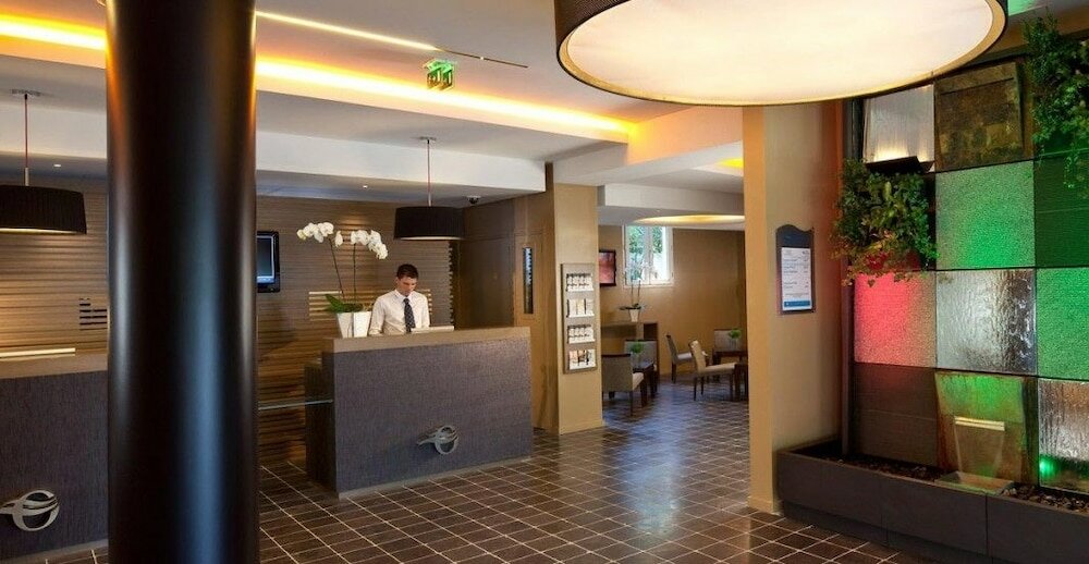 Фото Escale Oceania Aix-en-Provence