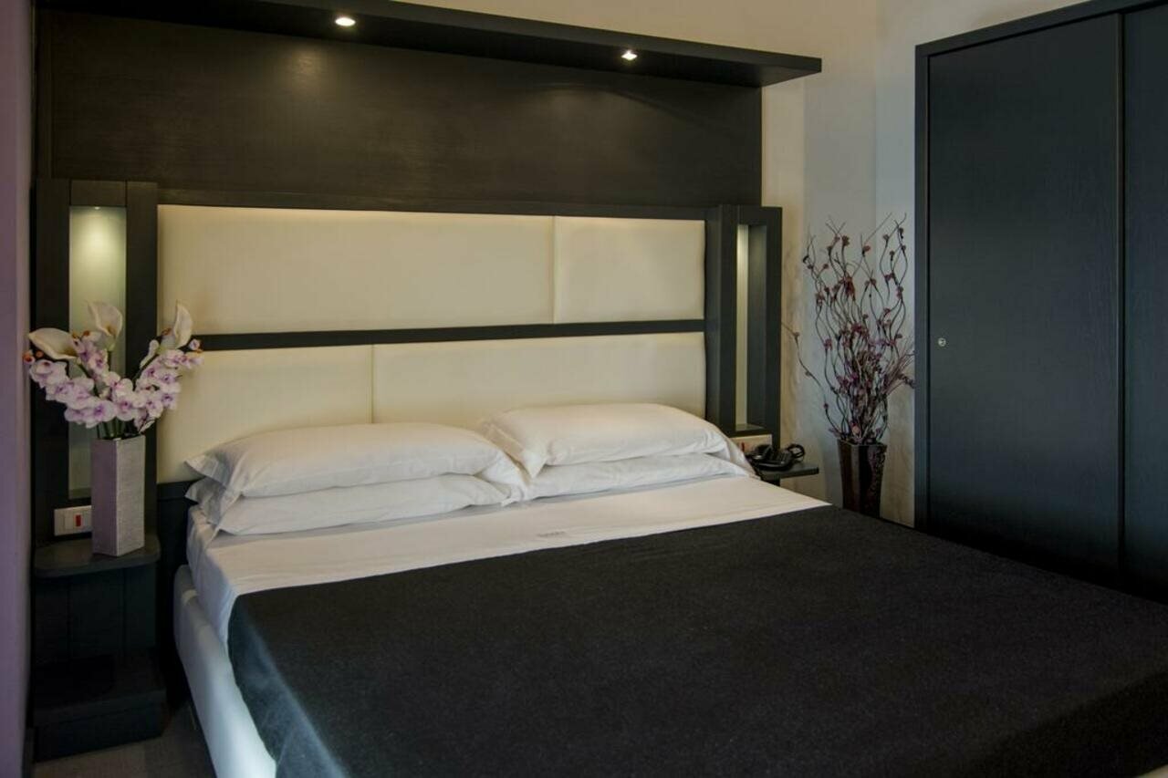 Фото Golden Hotel