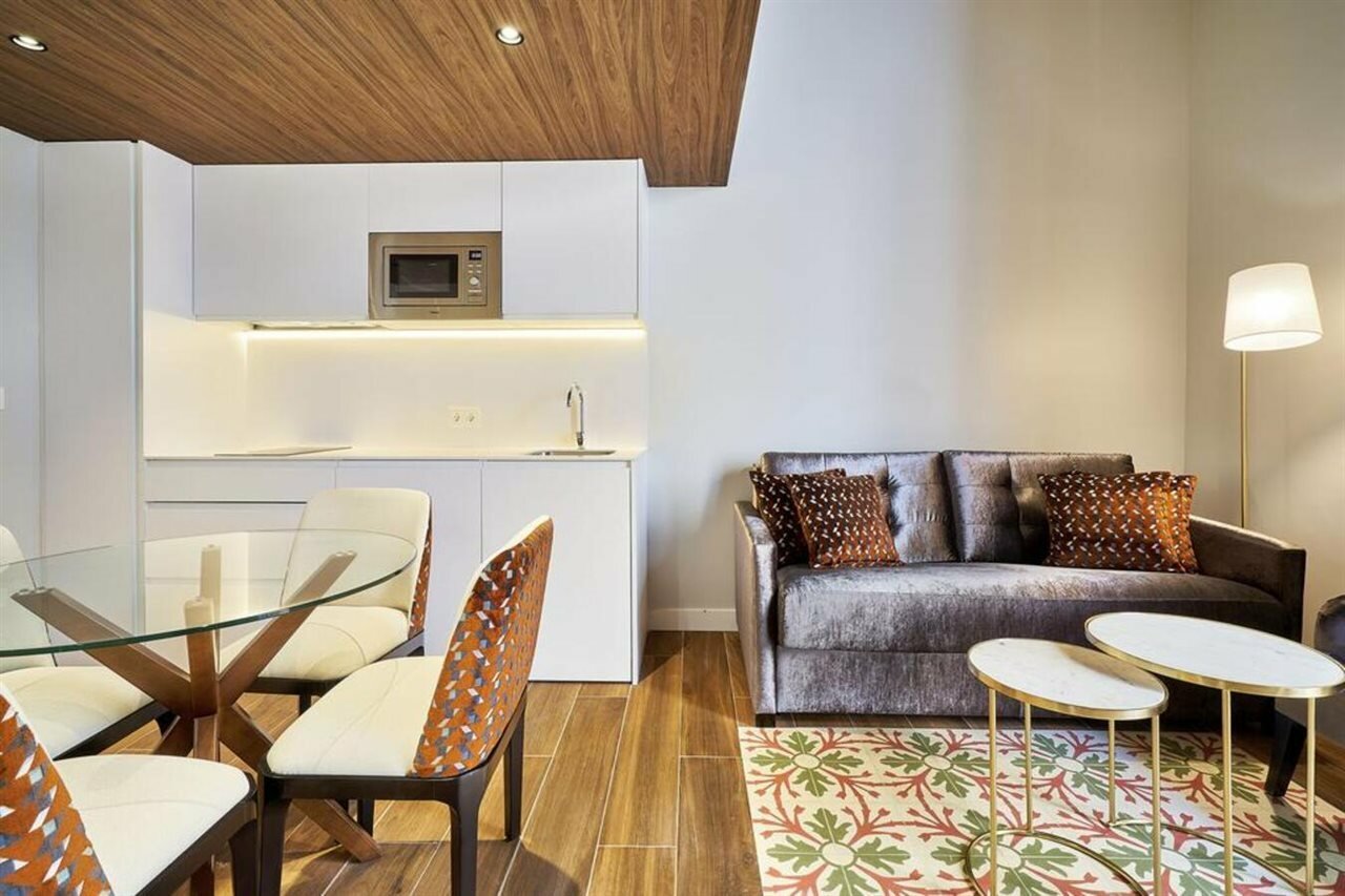 Фото Tandem Torres De Cádiz Suites