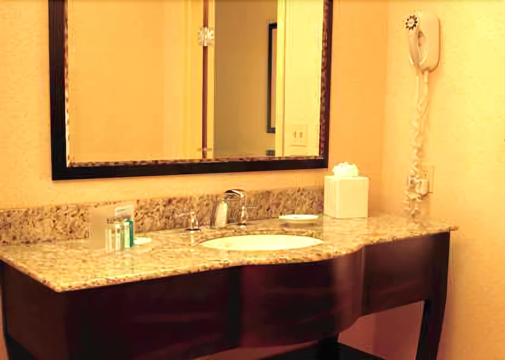 Фото Hampton Inn & Suites Pauls Valley