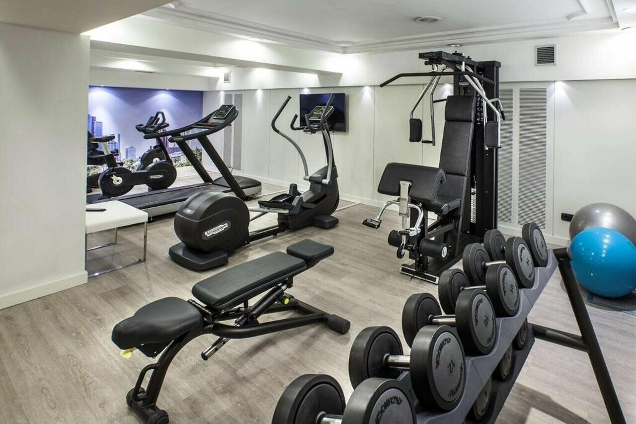 Фото Nh Madrid Balboa