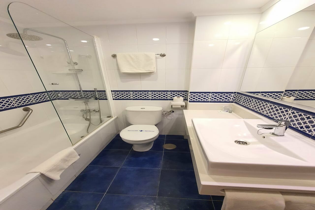 Фото Hotel La Barracuda