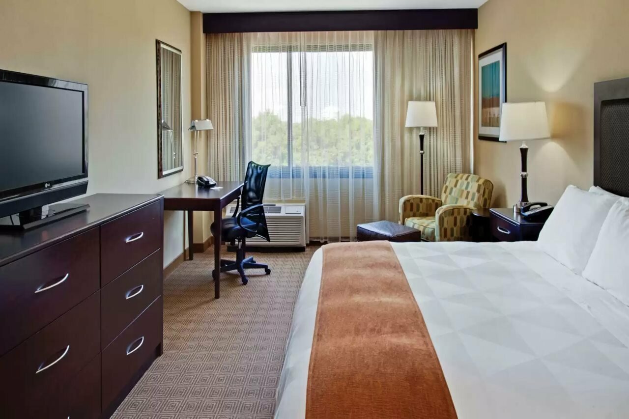 Фото Radisson Hotel Freehold