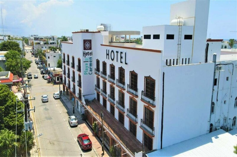 Гостиница Hotel Colonial Playa del Carmen